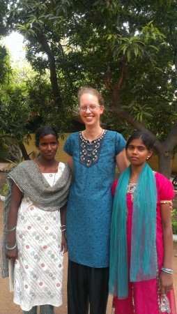 Twee Dalitmeisjes die hun verhaal aan ons vertelden